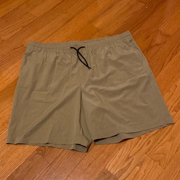Old Navy Active Stretchtech Shorts - Picture 1 of 6